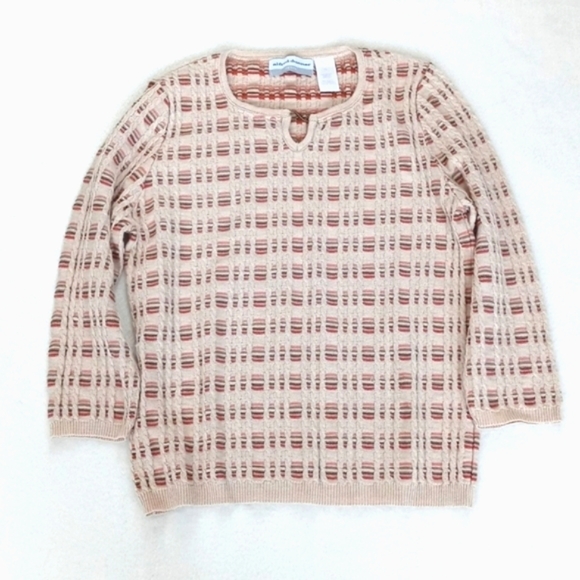 Alfred Dunner Sweaters - *Relisted* Alfred Dunner Women's Cream Brass Clasp 3/4 Sleeve Knit Sweater P/L